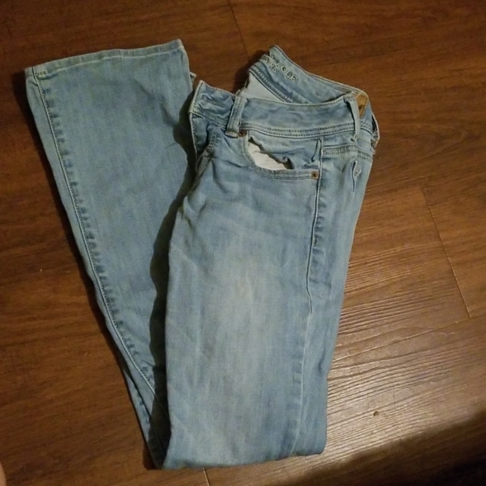 American Eagle Lightwash Jeans